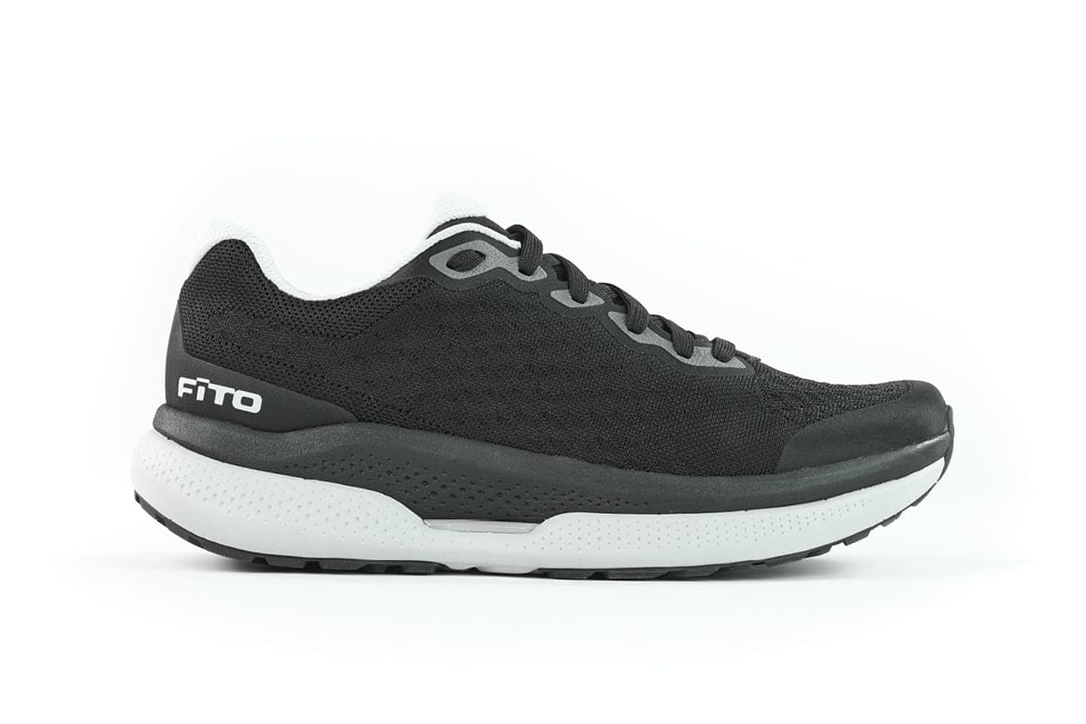 Therapeutic & recovery footwear